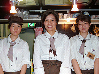さいたま新都心けやきひろば店画像03